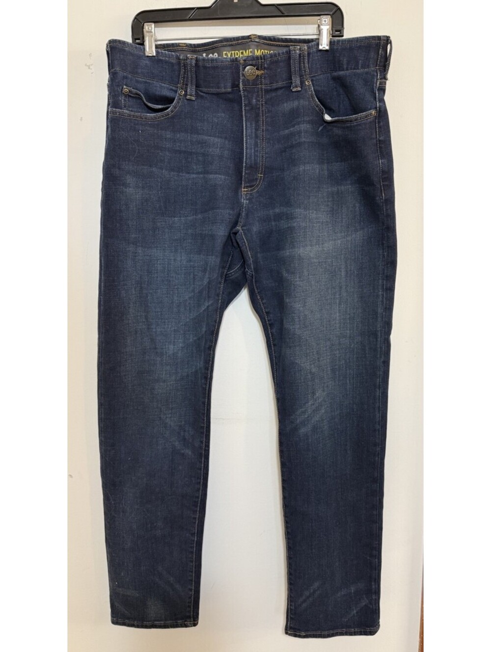 Lee Extreme Motion MVP Mens Blue Jeans 38 x 32 Slim Fit Straight Leg Clean